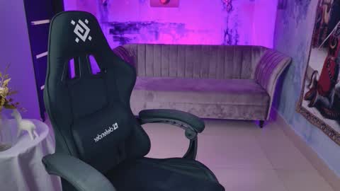 Snapshot of stef_nicks chatting on September 21, 2025, 5:20 am stef_nicks online show from September 21, 2025, 5:20 am