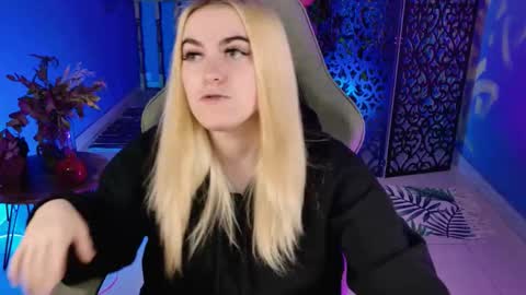 Snapshot of stef_nicks chatting on September 29, 2025, 5:23 am stef_nicks online show from September 29, 2025, 5:23 am