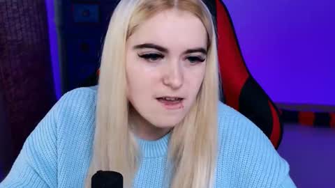 Snapshot of stef_nicks chatting on November 1, 2025, 9:11 am stef_nicks online show from November 1, 2025, 9:11 am