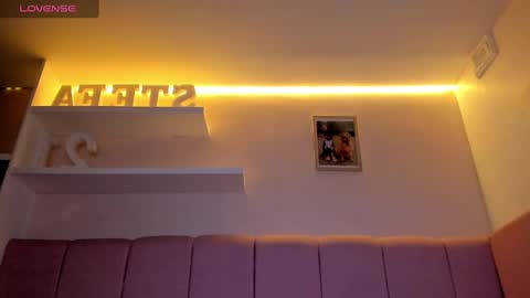 Stefa Gomez  online show from March 2, 2025, 3:05 pm