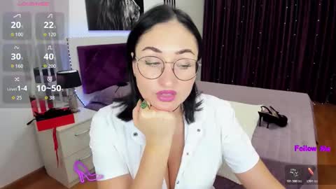 StefanaWinter online show from November 20, 2025, 10:26 am