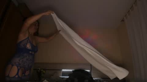 Snapshot of stefanyhotmilf chatting on May 20, 2026, 6:30 am stefany online show from May 20, 2026, 6:30 am