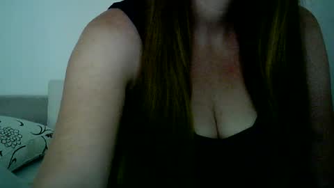 Snapshot of stefffa8009 chatting on August 4, 2026, 9:45 am stefffa8009 online show from August 4, 2026, 9:45 am