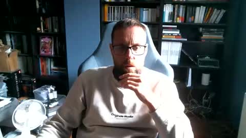 MeStef online show from September 27, 2025, 9:47 am
