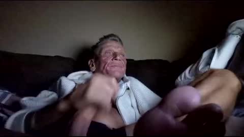 stefy1037 online show from February 7, 2025, 7:18 am