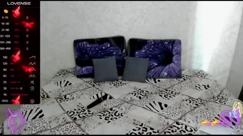 Stella  Cox online show from May 24, 2026, 10:09 am
