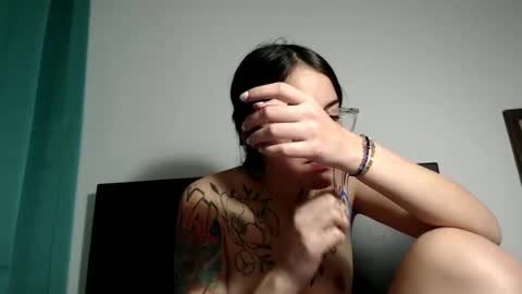 Snapshot of stella_art chatting on February 8, 2025, 9:56 am Stella online show from February 8, 2025, 9:56 am