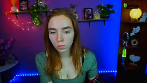 stella_flower online show from April 13, 2026, 11:16 am