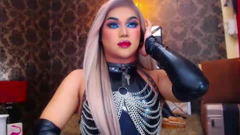 CALL ME STELLA online show from February 10, 2025, 9:36 am