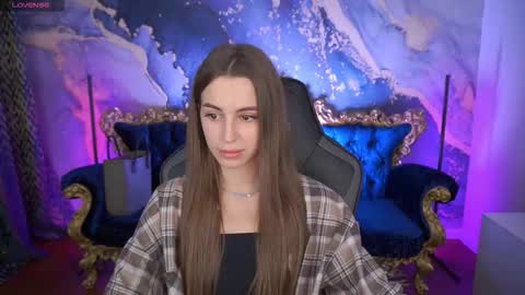 stellahoneywell online show from October 19, 2025, 6:03 am