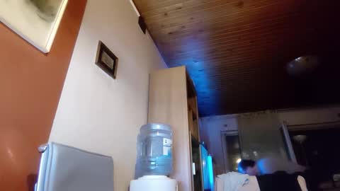 Mesh3D online show from September 20, 2025, 9:49 pm