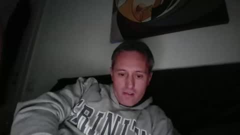 Snapshot of sten015 chatting on February 19, 2026, 1:29 pm sten015 online show from February 19, 2026, 1:29 pm