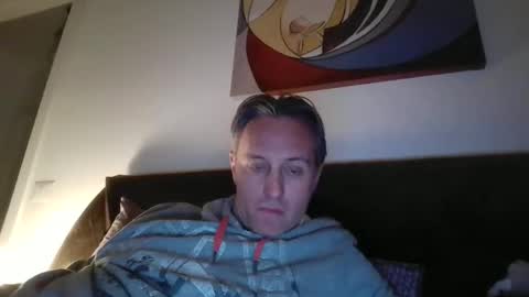 Snapshot of sten015 chatting on March 27, 2026, 10:09 pm sten015 online show from March 27, 2026, 10:09 pm