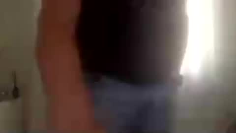 Snapshot of stensurfarn chatting on July 13, 2026, 8:50 am stensurfarn online show from July 13, 2026, 8:50 am