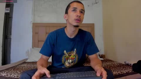 Stepcouple   online show from April 5, 2026, 8:28 pm