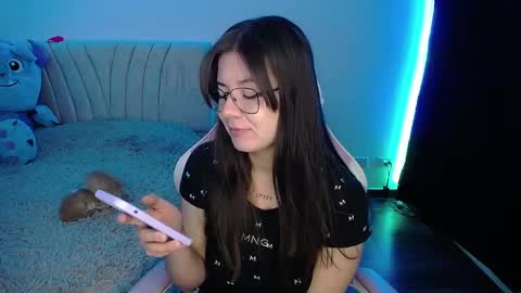 Emma online show from March 5, 2025, 2:46 am