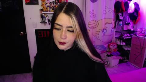 Snapshot of stephani_rousso chatting on June 24, 2026, 11:04 pm joha cosmo online show from June 24, 2026, 11:04 pm