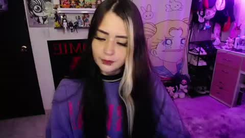 Snapshot of stephani_rousso chatting on July 24, 2026, 10:30 pm joha cosmo online show from July 24, 2026, 10:30 pm