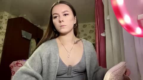 Stephani online show from March 6, 2026, 3:08 pm