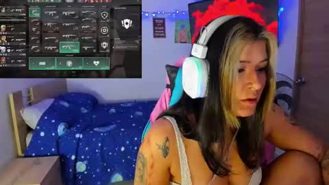 Stephany  independient model  online show from January 17, 2025, 1:36 am