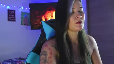 Stephany  independient model  online show from February 22, 2025, 5:44 am