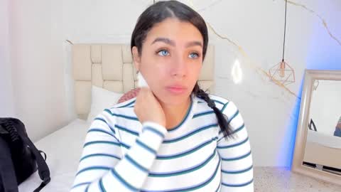 Stefanny online show from January 27, 2025, 9:55 pm