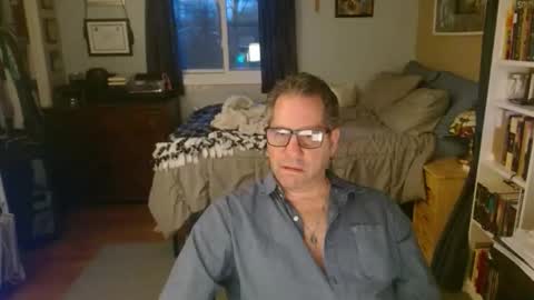 stephenhal9 online show from April 7, 2026, 12:11 am