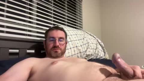 stephenhurst1987 online show from December 16, 2025, 5:12 am