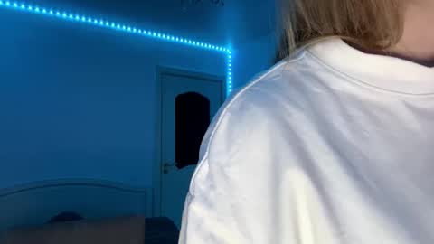 Snapshot of stepheniesemans chatting on March 13, 2026, 2:23 pm Stef online show from March 13, 2026, 2:23 pm