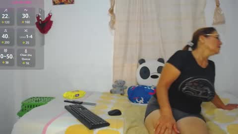 Angie mature online show from December 22, 2024, 6:04 pm