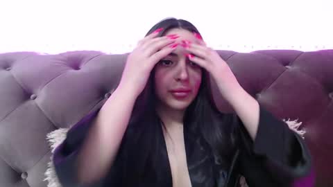 StepMommy19 online show from February 18, 2025, 8:47 pm