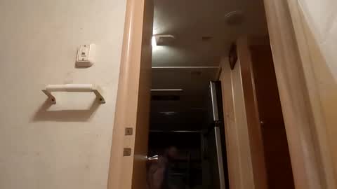 Snapshot of sterng123 chatting on March 6, 2025, 5:46 am sterng123 online show from March 6, 2025, 5:46 am