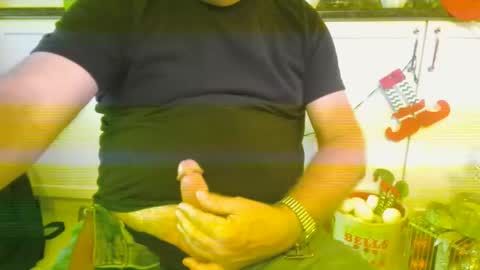 Steve online show from December 18, 2025, 7:53 pm