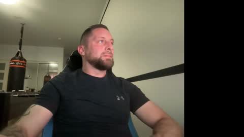 steve897819 online show from October 22, 2025, 5:24 pm