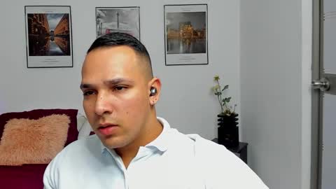 steve__ross online show from December 18, 2025, 3:01 am