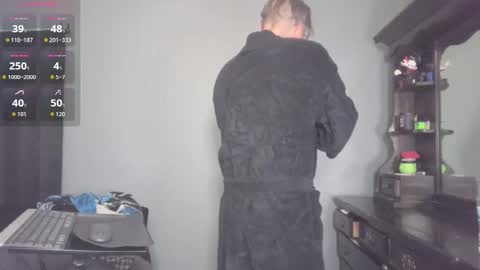 Snapshot of steveandhisdick chatting on December 2, 2025, 11:26 am Im Yours online show from December 2, 2025, 11:26 am