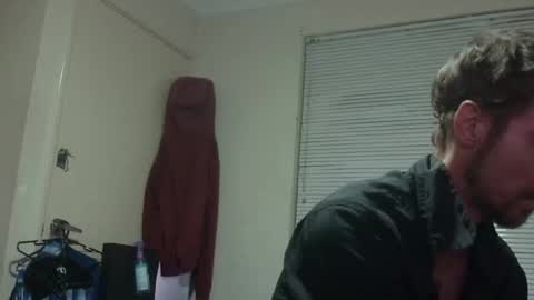 Snapshot of steveaussie chatting on February 6, 2025, 6:35 pm Australian420 online show from February 6, 2025, 6:35 pm