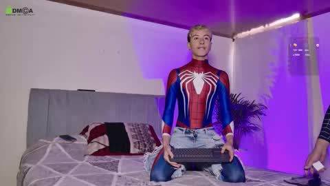 Snapshot of steveen_1604 chatting on November 9, 2025, 6:17 pm Stevenn online show from November 9, 2025, 6:17 pm