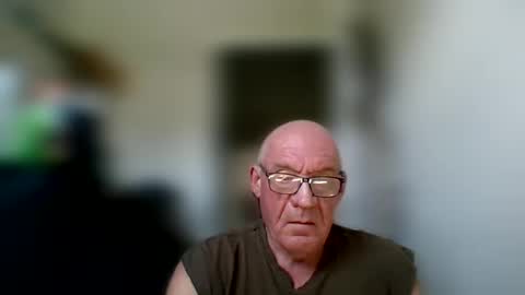 stevejons47 online show from October 1, 2025, 3:07 pm