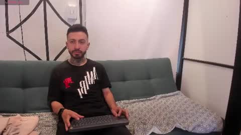 stevenandlaura_ online show from July 27, 2026, 8:49 pm