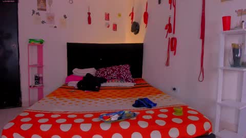 Snapshot of stevenfortaniax chatting on September 18, 2025, 9:28 pm TANIA-STEVEN online show from September 18, 2025, 9:28 pm