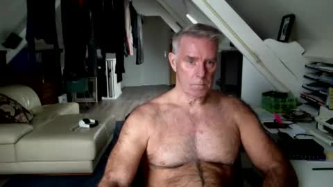 Snapshot of stevetwo chatting on January 9, 2026, 2:31 pm stevetwo online show from January 9, 2026, 2:31 pm