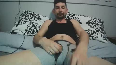 Snapshot of steviecombes01 chatting on April 21, 2026, 4:08 am steviecombes01 online show from April 21, 2026, 4:08 am