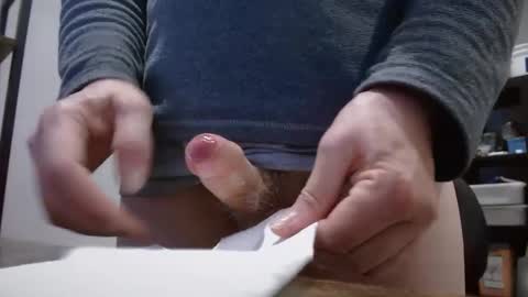 Snapshot of stew0903 chatting on March 6, 2025, 3:13 pm Alex online show from March 6, 2025, 3:13 pm