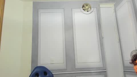 Snapshot of sthefan_salvatore chatting on March 5, 2025, 11:06 am STEFAN online show from March 5, 2025, 11:06 am