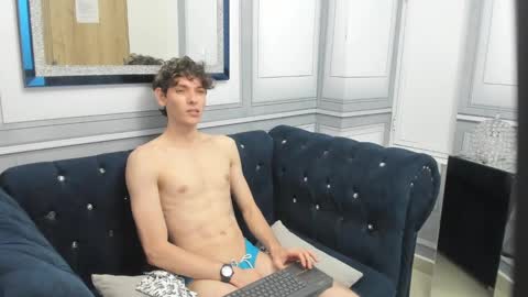 Snapshot of sthefan_salvatore chatting on March 12, 2025, 2:34 pm STEFAN online show from March 12, 2025, 2:34 pm