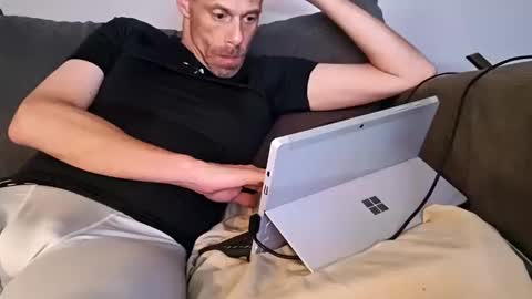 stickymouse45 online show from October 12, 2025, 8:35 am