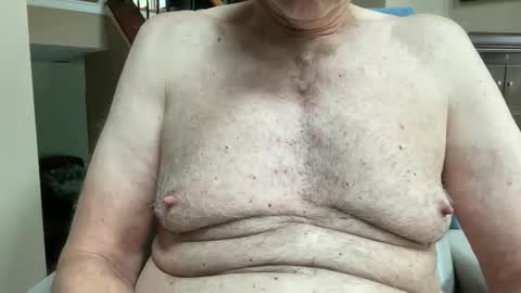 Snapshot of stillbad2 chatting on October 29, 2025, 4:20 pm Stillbad2 online show from October 29, 2025, 4:20 pm