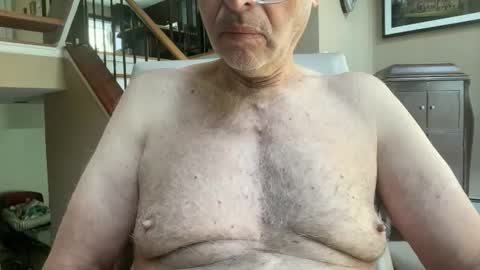 Snapshot of stillbad2 chatting on November 6, 2025, 3:02 pm Stillbad2 online show from November 6, 2025, 3:02 pm