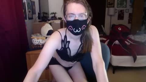 Snapshot of sting_ray111 chatting on February 9, 2025, 3:32 am sting_ray111 online show from February 9, 2025, 3:32 am